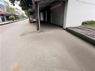 Cần bán đất cổ nhuế  hạ ngay 1 tỷ cho khách thiện chí  vị trí kinh doanh  mặt tiền siêu rộng