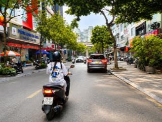 Duy nhất 1 lô  đất vàng  mặt phố trương công giai  138m, mt quyền lực 10m  vỉa hè  96.tỷ