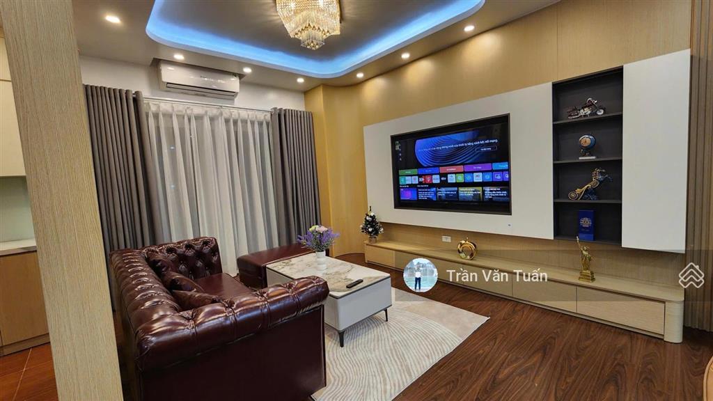Căn hộ chung cư tòa 789 mỹ đình, 3pn + 2wc, full nội thất đẹp ở ngay, có slot để ô tô, giá 8.4 tỷ