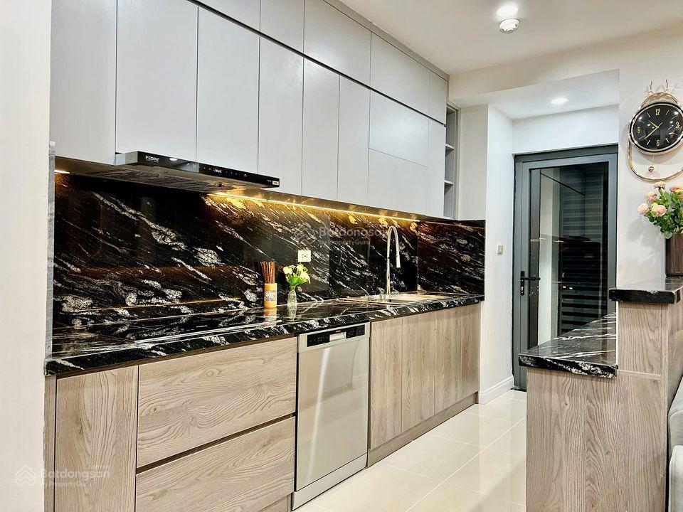 Tôi cần bán gấp chung cư kđt nam trung yên 65m2, 2 ngủ chỉ 4.x tỷ