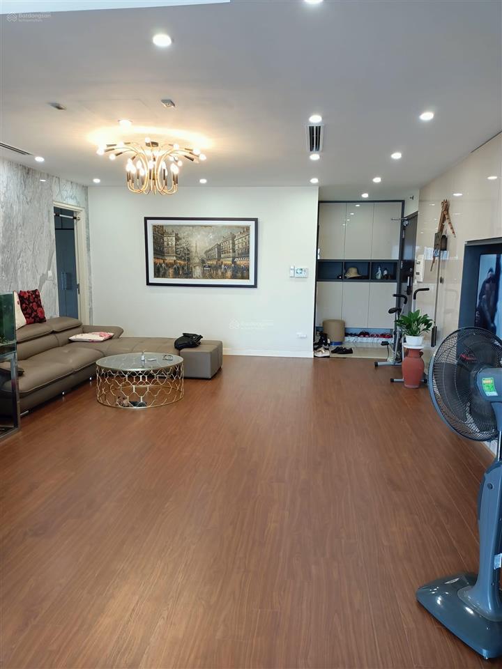 Tôi cần bán chung cư sông đà tower, 131 trần phú 154m2, 3 phòng ngủ, 2 vs nhỉnh 8 tỷ