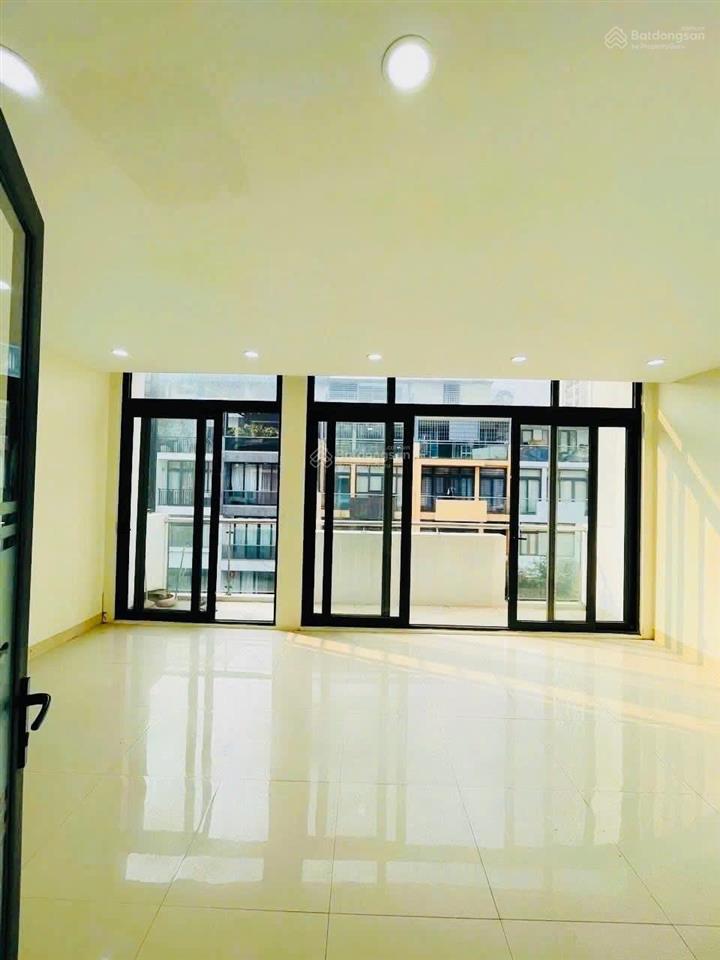 Nhà mặt phố hàm nghi dự án vinhomes gardenia an ninh nội khu, 94m2 5 tầng mt 6m, thiện trí bán