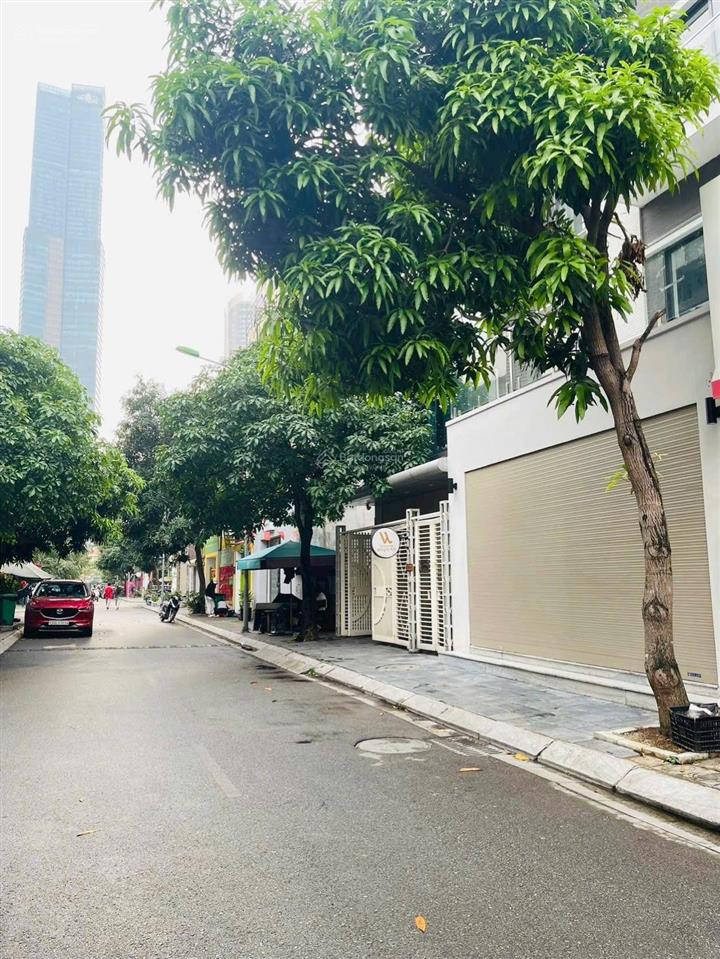 Bán biệt thự sân vườn phố lạc long quân tây hồ an ninh nội khu, 275m2 5 tầng mt 10m, thiện chí bán