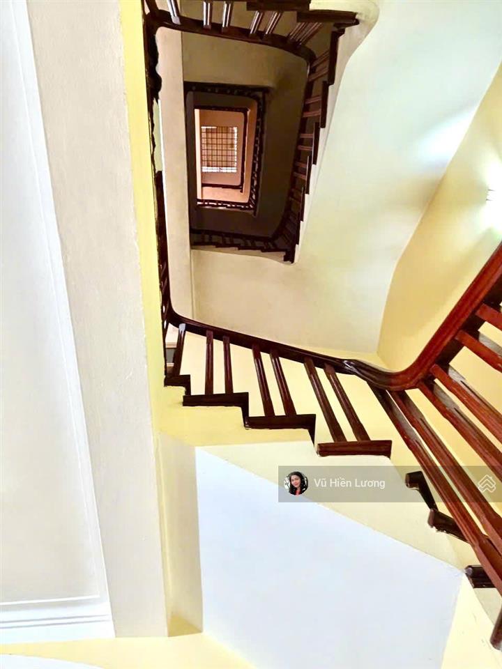 Chính chủ bán nhà 2 mặt thoáng, xuân la gần phố vệ hồ. vip tây hồ. 68m² mặt tiền 5m vuông vắn