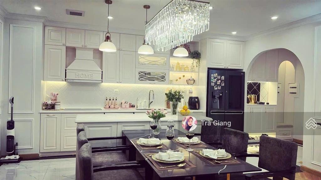 Chính chủ bán căn hộ chung cư rivera park vtp 100m2 3pn2vs giá 10 tỷ full nội thất,  0846 463 ***