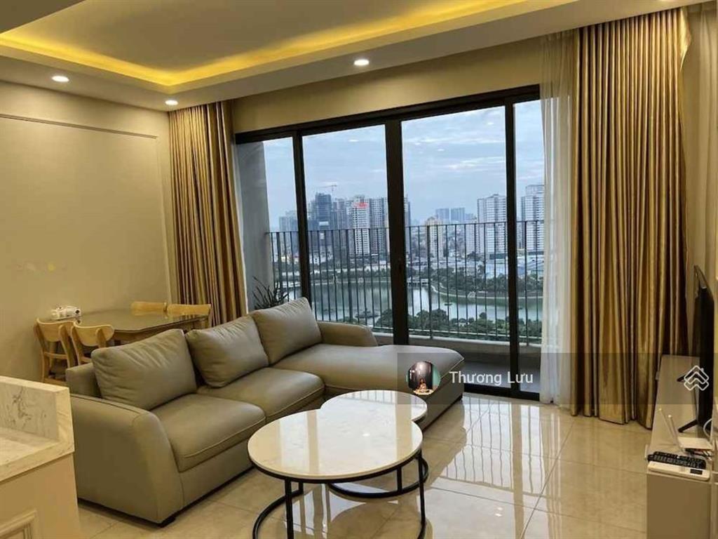 Bán căn hộ 2pn view hồ đẹp mát tại c6 vinhomes d'capitale, giá 10.x tỷ