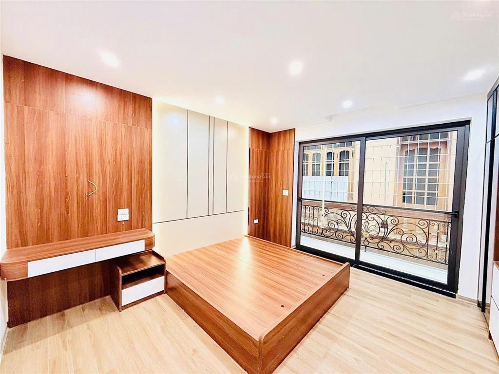 Nhà đẹp phố vương thừa vũ gần ngã tư sở ~ 45m2  5 tầng  6 phòng ngủ thang máy full công năng