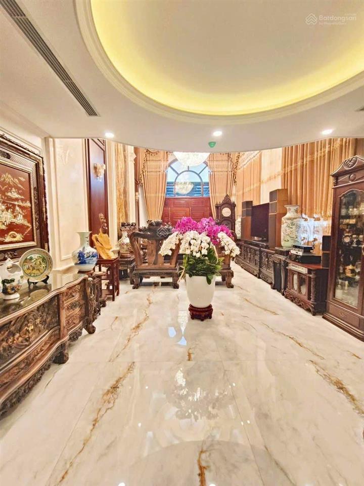 Bán gấp biệt thự trần kim xuyến  kdt yên hòà  diện tích 250m  mặt tiền 14m  giá 98 tỷ có tl
