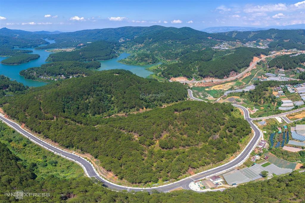 Bán đất đường vành đai đà lạt. 545m2 view rừng thông gần tthc, chợ đà lạt, kdl hồ tuyền lâm