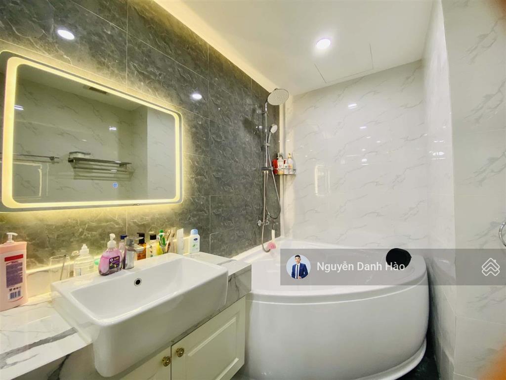 Chính chủ cần bán nhanh  giá thiện chí 3pn 106m2 " góc "nhà đẹp ở ngay ~ 7.450 tỷ cc eco lake view