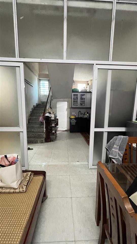 (không quy hoạch)nhà rieng 3 tầng , 3pn, 3wc, 62m2 tại định công hạ cách oto 30m, phù hợp xây ccmn