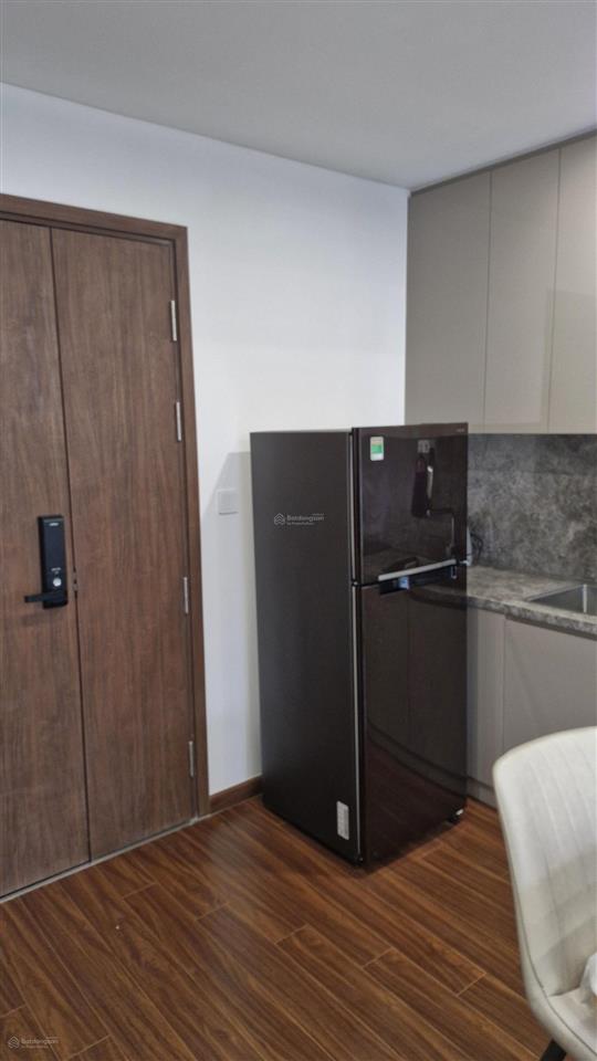 Chính chủ bán căn hộ tầng trung tòa h2 view đẹp, nhà mới, full nội thất đẹp vào ở được ngay