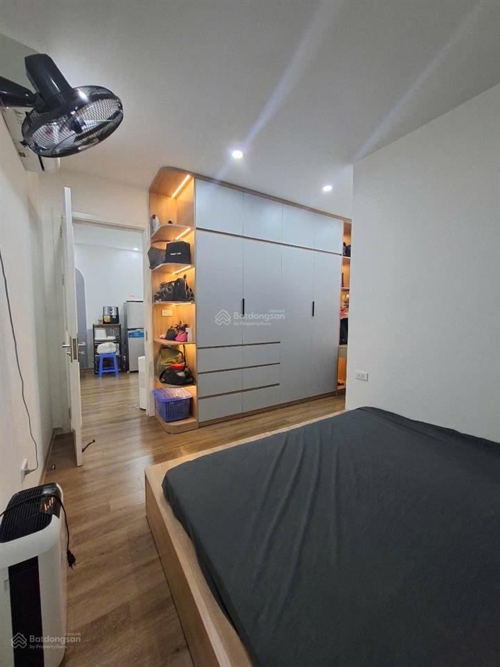 Chính chủ bán căn 2 phòng ngủ 58m2 sổ đỏ tại tây nam linh đàm, chỉ 4,25 tỷ