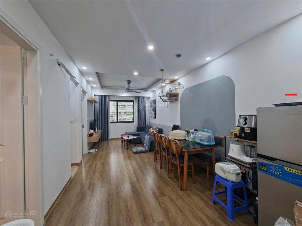 Chính chủ bán căn 2 phòng ngủ 58m2 sổ đỏ tại tây nam linh đàm, chỉ 4,25 tỷ