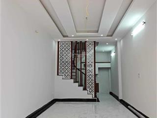 Tân mai  ngõ rộng  41m  5t = chỉ 8,5tỷ.