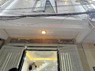Nhà mới đẹp chính chủ 10.2 tỷ hoàng mai 43m2 5 tầng mt 4m ngõ oto tránh