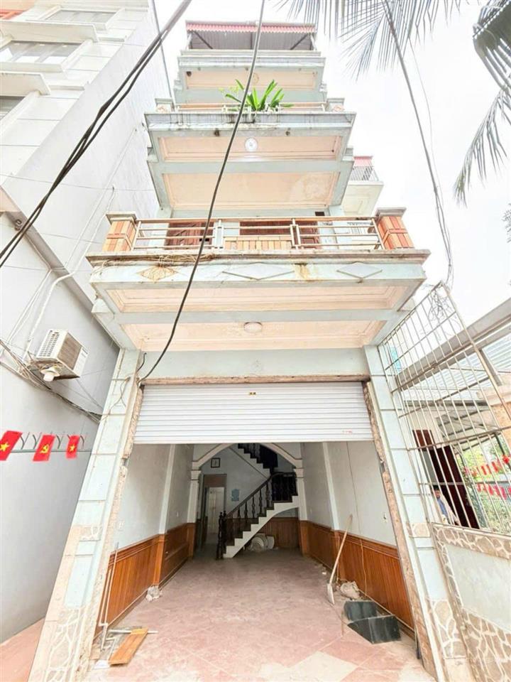 Vị trí siêu đẹp quận hoàng mai 69m2 4 tầng mt 4m ngõ vào oto tránh