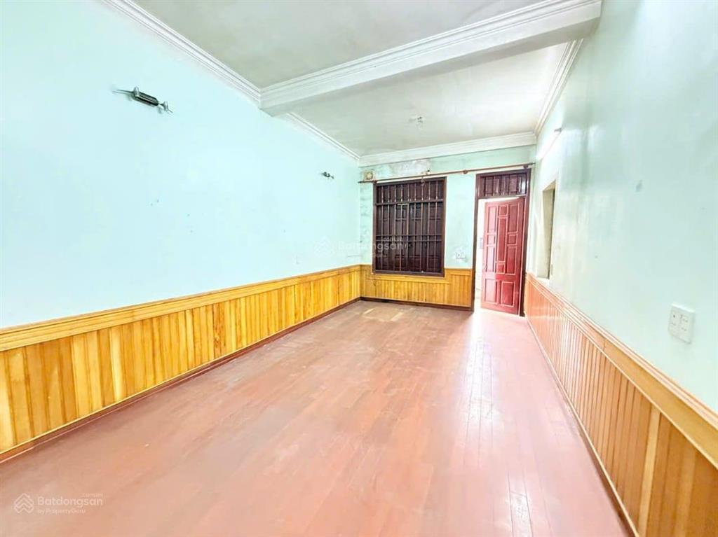 Vị trí siêu đẹp quận hoàng mai 69m2 4 tầng mt 4m ngõ vào oto tránh