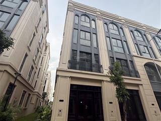 Bán căn ngôi sao cổ loa vị trí tuyệt đẹp ngay chân chung cư gần đường 40m