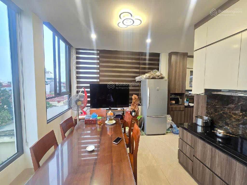 Bán gấp nhà hàm nghi, mỹ đình, nhà dân xây 6 tầng, ô tô vào nhà 4pn, sẵn nội thất, sổ đẹp, 1x tỷ!!