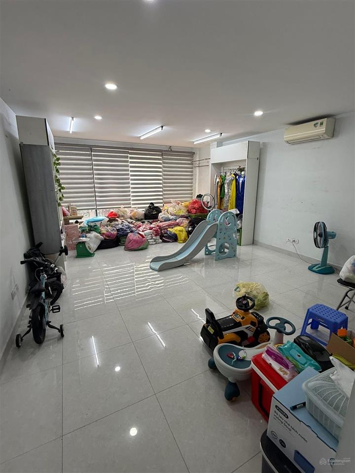 Siêu phẩm mặt phố trung phụng giá tốt 45m2, 6t thang máy, mt 5m, 33 tỷ vỉa hè kinh doanh đỉnh