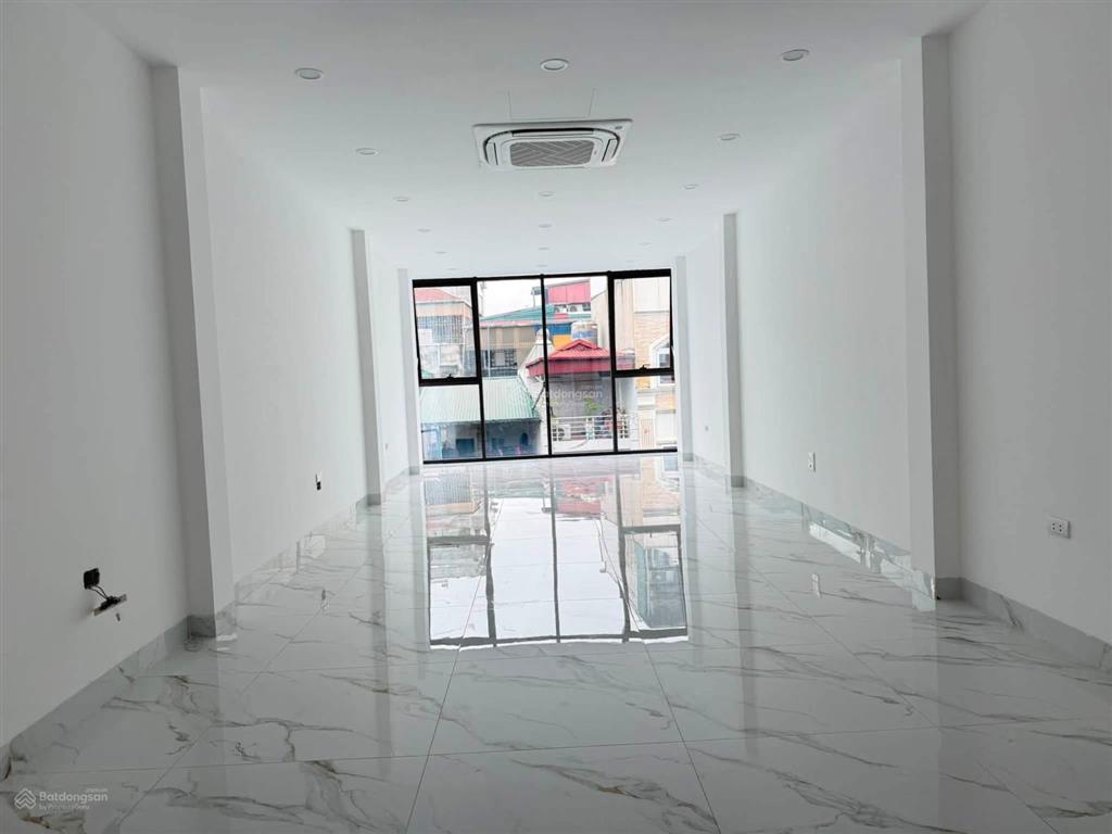 Bán toà văn phòng mặt phố thuỵ khuê tây hồ 65m2, 7t thang máy, 38 tỷ có pccc kinh doanh sổ nở hậu