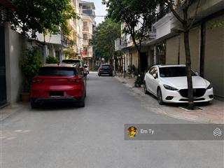 Chính chủ nhở bán đất kiến hưng2 mặt ngõ ô tô tránhvài bước ra phốtiềm năng tăng giá55m28 tỷ 7