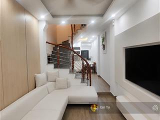 Chủ nhà gửi bán nhà yên nghĩagần ô tôngõ rộnghạ tầng đồng bộhàng xóm tri thứcdt 35m2giá 5tỷ4