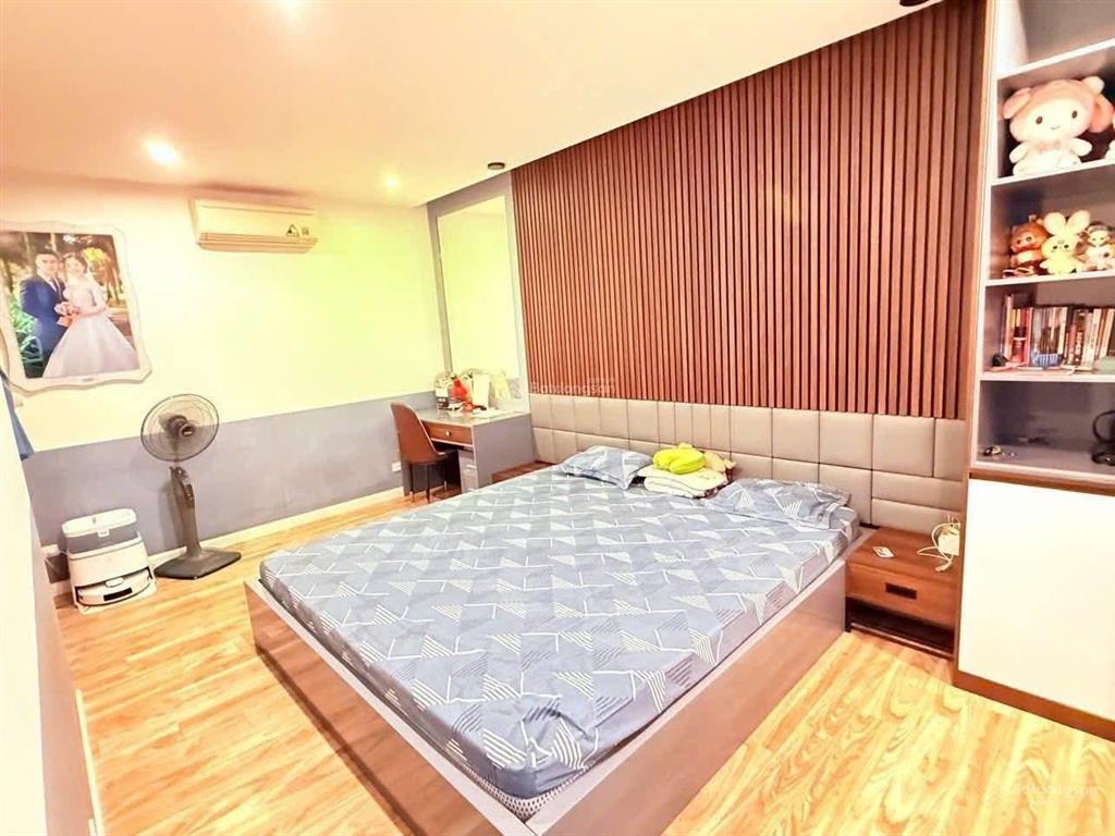 Hot...phú gia réidence (số 3 nguyễn huy tưởng) 112m. giá 9.5 tỷ thương lượng.