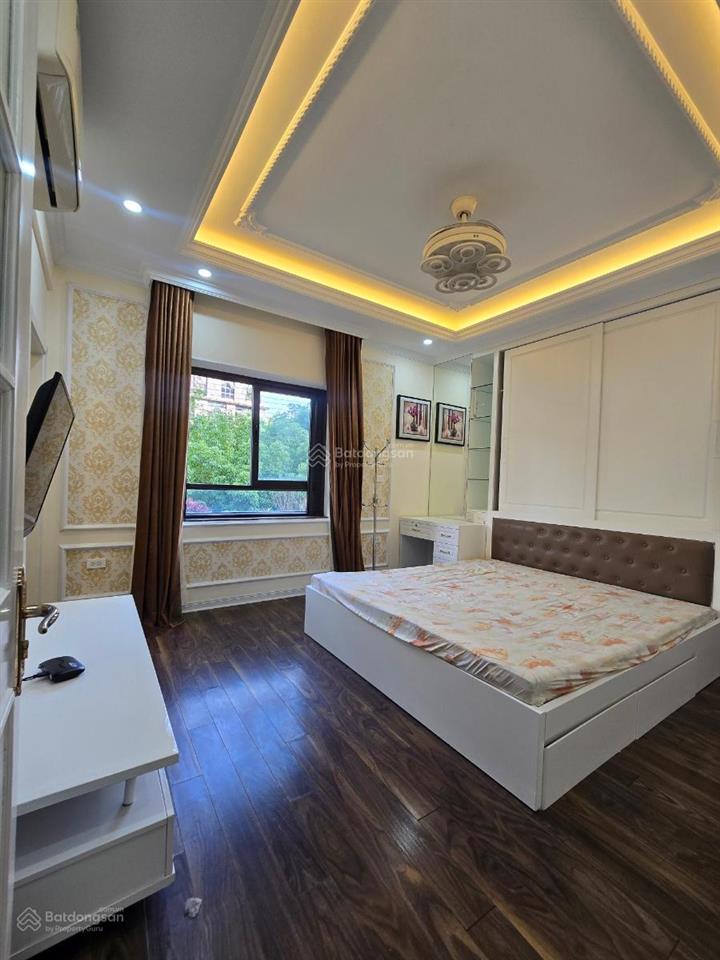 Cccc ct2b kđtm mỹ đình 2, dt 131m 3 ngủ...giá 9,5 tỷ thương lượng.