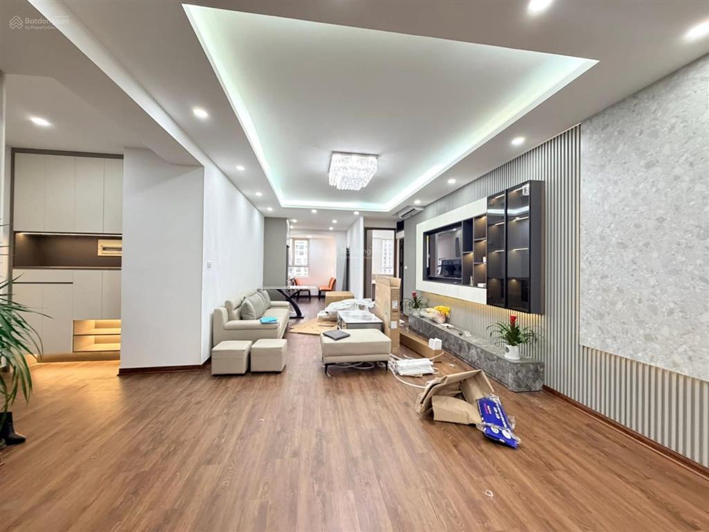 Big tower 4 ngủ 138m2 nhà mới full nội thất cao cấp. giá 9,2 tỷ thương lượng