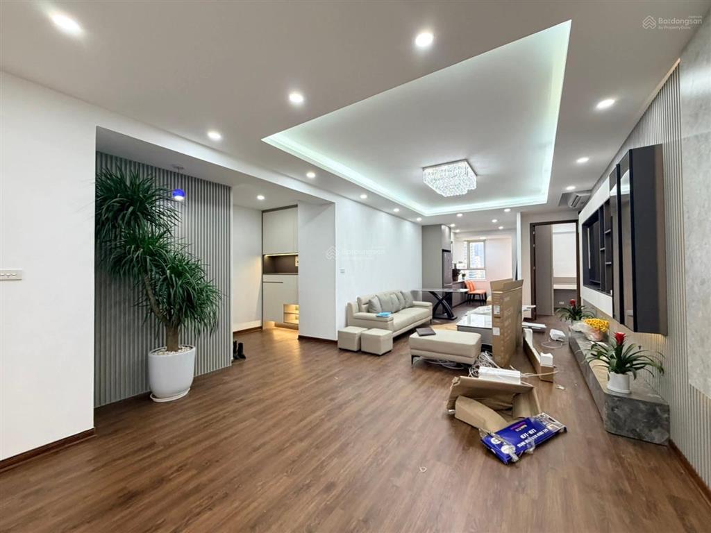 Big tower 4 ngủ 138m2 nhà mới full nội thất cao cấp. giá 9,2 tỷ thương lượng