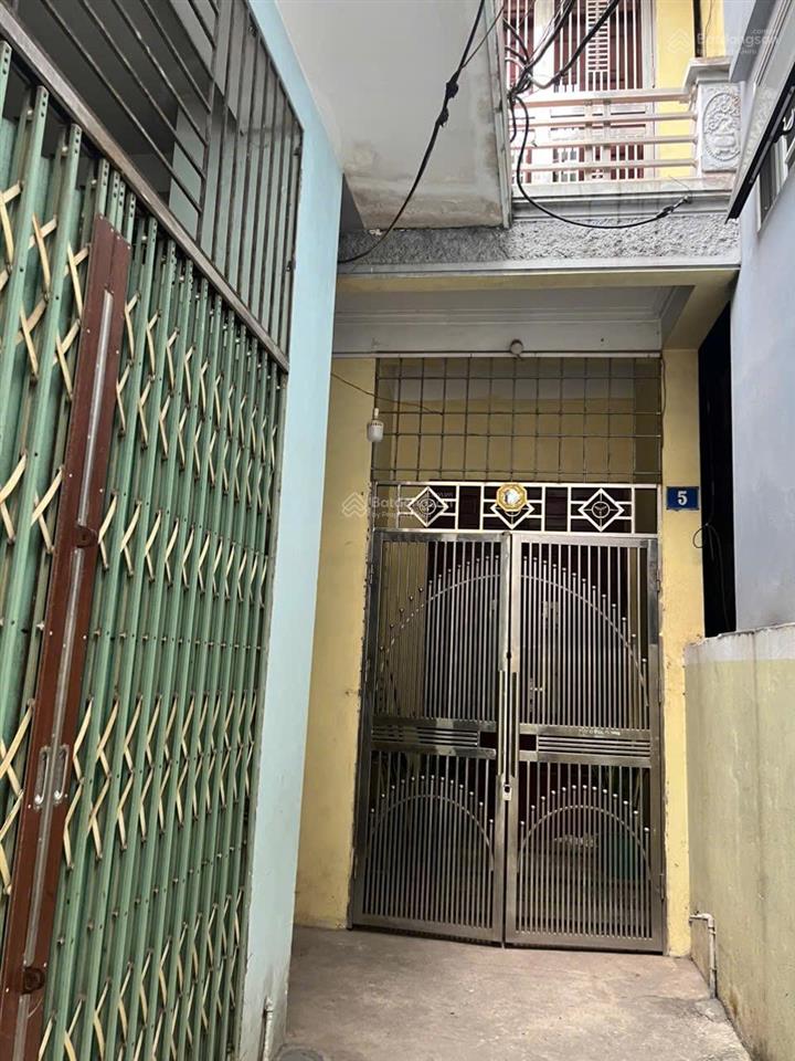Bán nhà riêng tại 5 ngách 58/65 việt hưng, 9,2 tỷ, 50m2, 2pn, 2wc, pháp lý đầy đủ.
