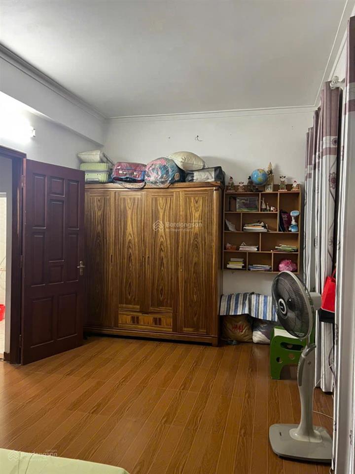Bán nhà riêng tại 5 ngách 58/65 việt hưng, 9,2 tỷ, 50m2, 2pn, 2wc, pháp lý đầy đủ.