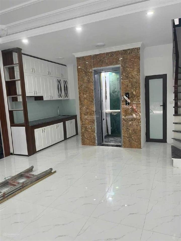 Bán nhà mới tinh phúc lợi 60m2 6 tầng  thang máy tc 8.6 tỷ