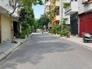 Bán đất trung tâm phúc lợi vị trí đẹp, tiềm năng tăng giá cao