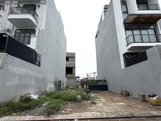 Khu đồng bộ! đất 78.2m2 ngang 4.5m. đường nhựa 7 chỗ ra vào thoải mái  phù hợp vừa ở vừa cho thuê