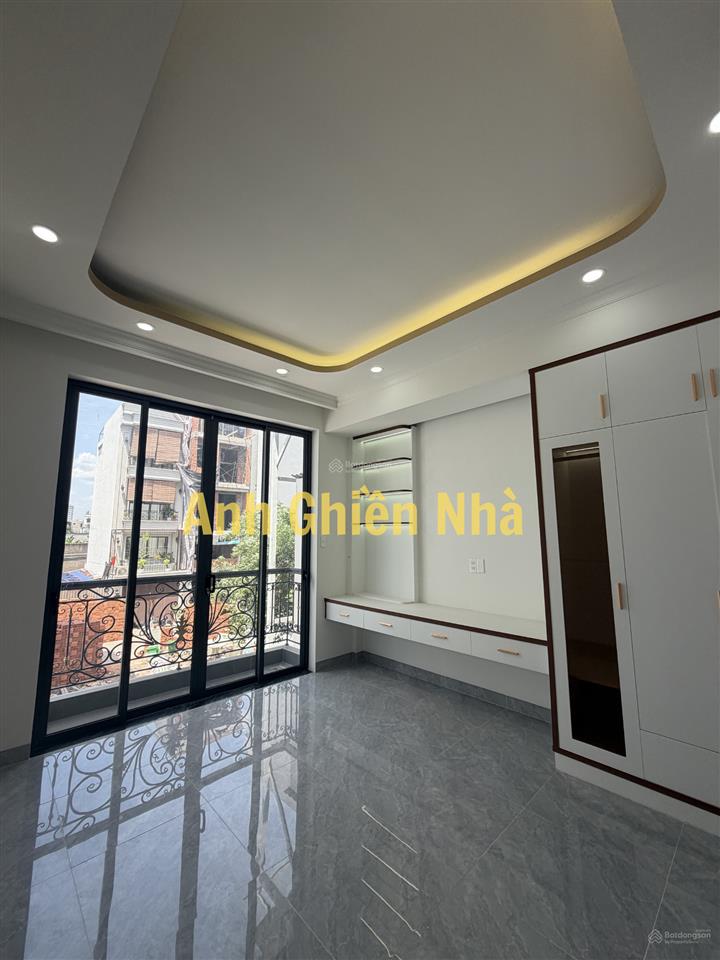 Xây mới! nhà tân cổ điển ngang 6m  xe hơi đỗ cửa  dtsd 80m2  gần giga mall và phạm văn đồng