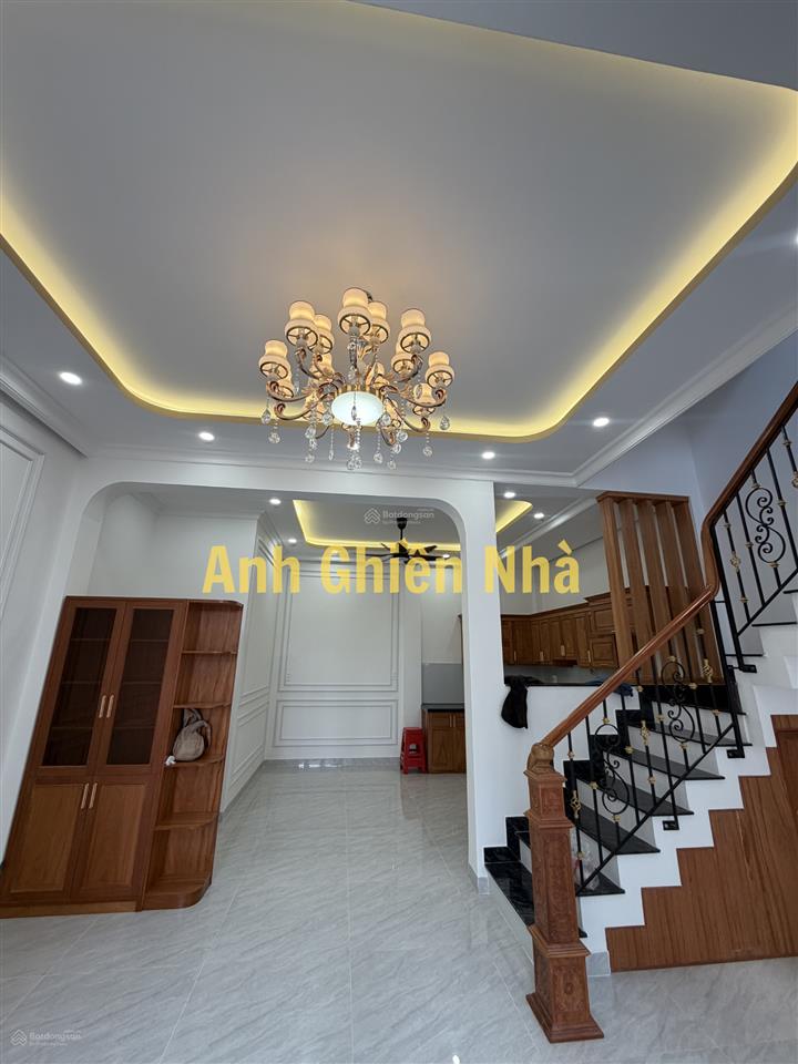 Xây mới! nhà tân cổ điển ngang 6m  xe hơi đỗ cửa  dtsd 80m2  gần giga mall và phạm văn đồng
