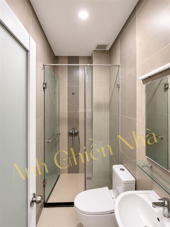 Nhà 4 tầng! đường nhựa 7m  kdc an ninh yên tĩnh  gần giga mall và nút giao bình triệu