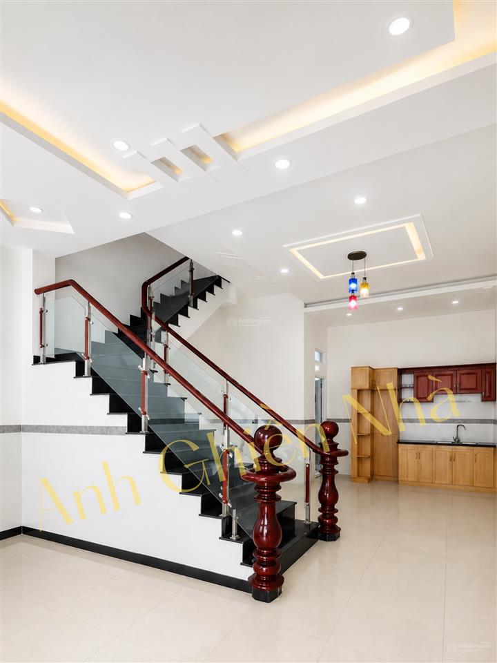 Nhà 3 tầng kdc bình dân | ngang rộng 6m  đường nhựa 10m | phù hợp vừa ở vừa kinh doanh