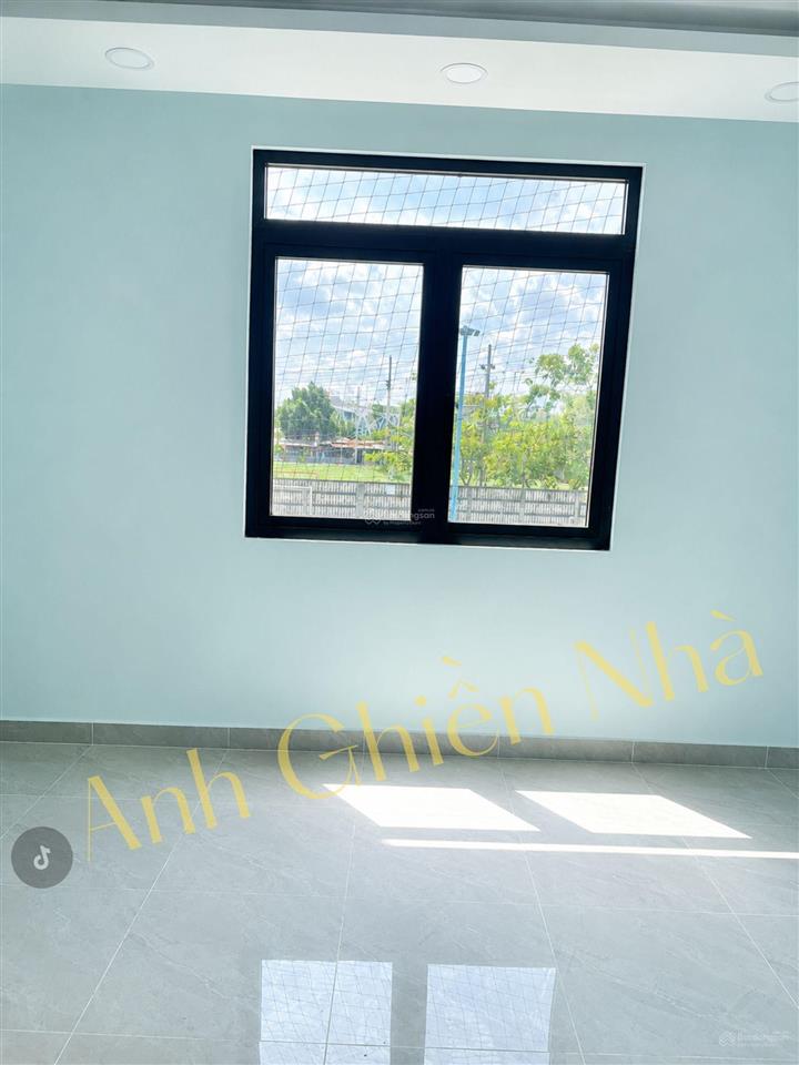 Nhà tân cổ điển xây mới! 4 tầng ngang 6m  cạnh phạm văn đồng đoạn chợ hiệp bình