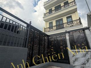 Nhà tân cổ điển xây mới! 4 tầng ngang 6m  cạnh phạm văn đồng đoạn chợ hiệp bình