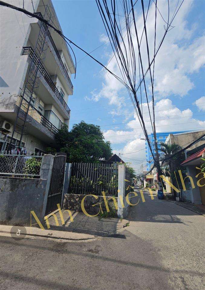 83tr/m2! đất hẻm xe hơi 5m  hsxd 4.0  vị trí thuận tiện, đông đúc nằm cạnh phạm văn đồng