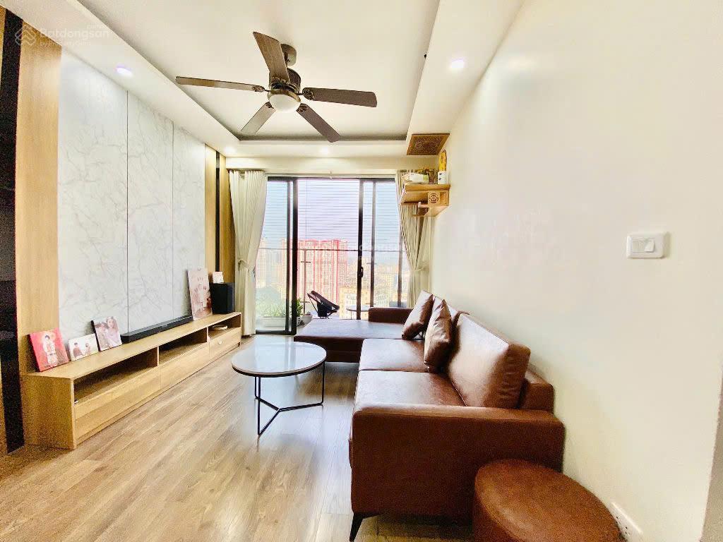 Căn hộ 2pn, 2wc, 68m2, giá 4,85 tỷ tại golden field mỹ đình, có slot ô tô
