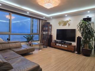 Bán căn chung cư 139m đông nam  ct1 hyundai hillstate hà đông.