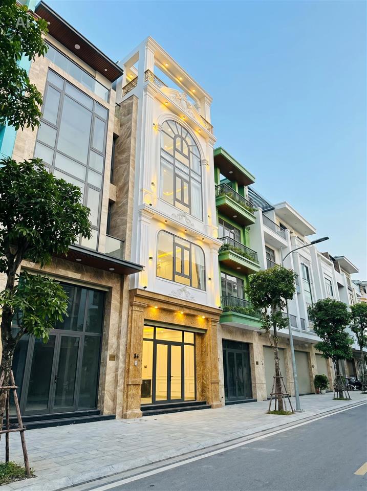 Mặt phố đại la  kinh doanh  40m x 7 tầng thang máy  nội thất âu châu  vỉa hè  giá 28.6 tỷ