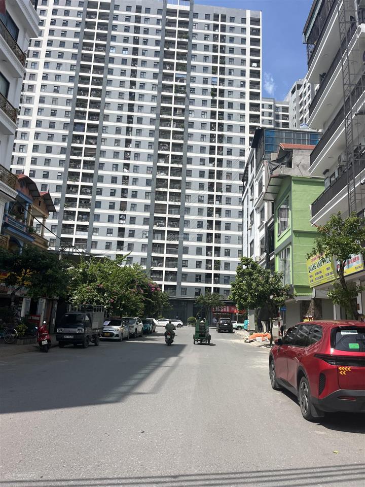 Bán đất tại trâu quỳ, 9,4 tỷ, 71m2, mặt tiền 4,5m, ngõ 4m