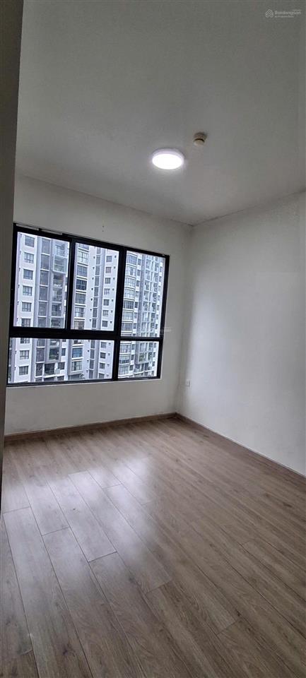 Bán căn 2pn emerald celadon city  nhà mới bàn giao hiếm có  71,2m2  2pn  2wc  view đẹp 5,68 tỷ