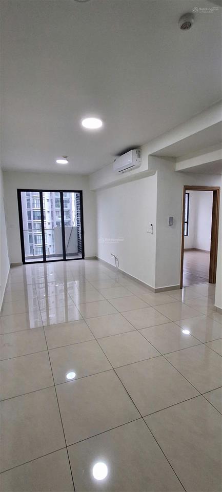 Bán căn 2pn emerald celadon city  nhà mới bàn giao hiếm có  71,2m2  2pn  2wc  view đẹp 5,68 tỷ